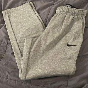 NIKE Dri-Fit Sweats - M
